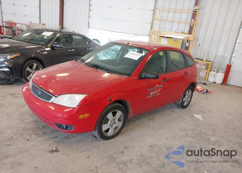 2006 Ford Focus Zx5 из США, поврежденный, VIN 1FAFP37N86W192028